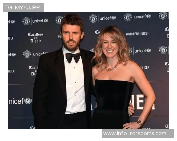 基恩调侃卡里克妻子或许是曼联战术大师的幕后推手